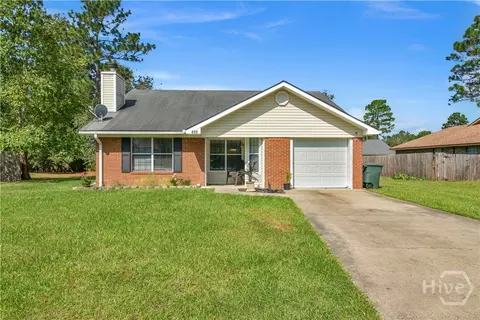 617 Oak St, Hinesville, GA 31313