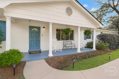 21 Jameswood Ave, Savannah, GA 31406