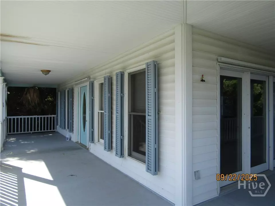 Exterior - 4 Palmwood Ct, Tybee Island, GA 31328 photo 4 of 11