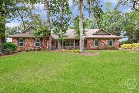 105 Radick Dr, Savannah, GA 31406