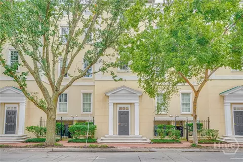 329 W Charlton St, Savannah, GA 31401