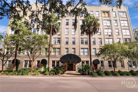 106 W Gwinnett St #4F, Savannah, GA 31401