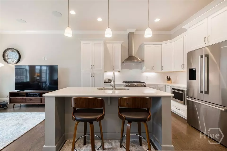 Kitchen - 453 Port St, Savannah, GA 31401 photo 2 of 5