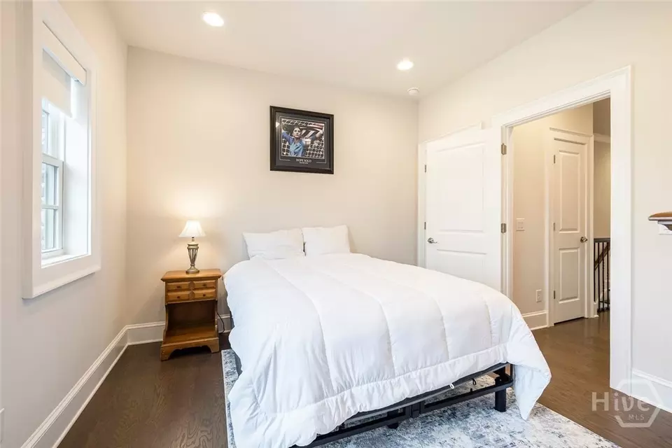 Bedroom - 453 Port St, Savannah, GA 31401 photo 4 of 4