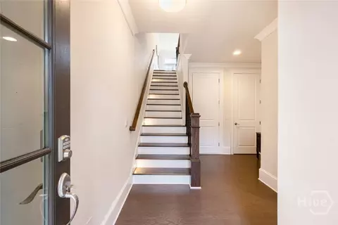 Entry Way - 453 Port St, Savannah, GA 31401 photo 1 of 6