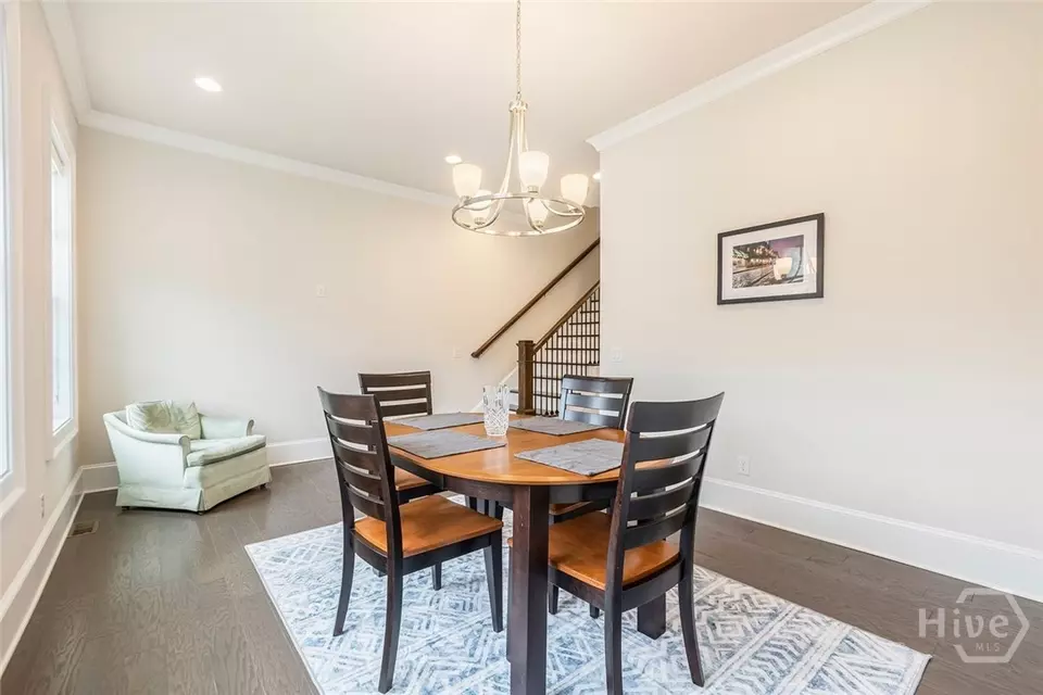 Dining - 453 Port St, Savannah, GA 31401 photo 2 of 3