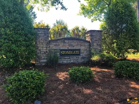 4140 Stonegate Dr, Evans, GA 30809 photo 1