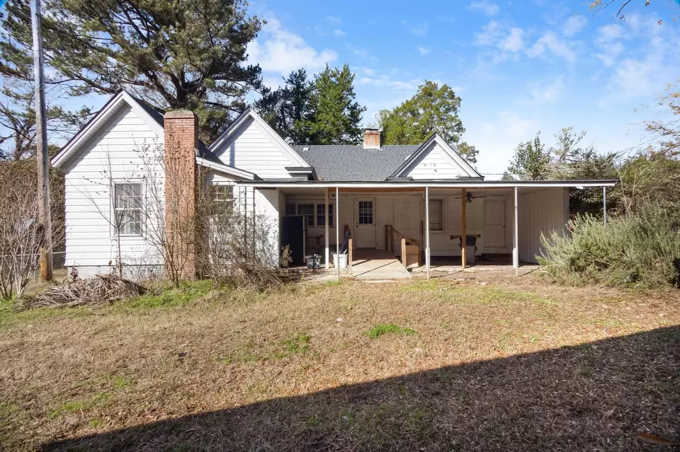 421 Jeter St, Edgefield, SC 29824 21 Photos Movoto