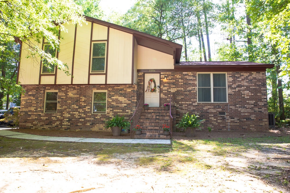 3304 Quaker Spring Rd  