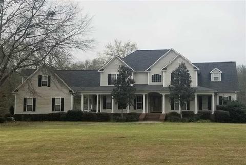 1389 Wade Hampton, Dublin, GA 31021 photo 1