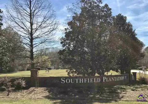 104 Colton Dr, Bonaire, GA 31005