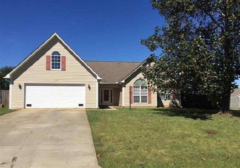 135 Darin Dr, Byron, GA 31008 photo 1