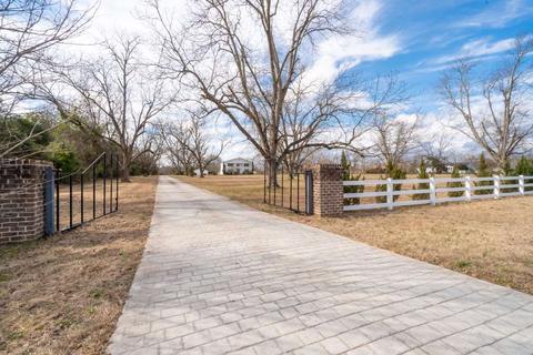 1802 Walker Rd, Byron, GA 31008 photo 1
