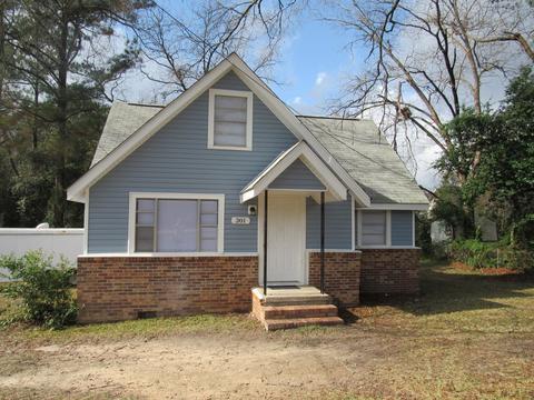 301 Collins Ave, Centerville, GA 31028 photo 1