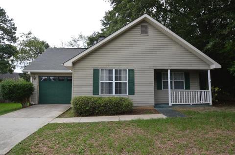 210 Hackamore Ln, Warner Robins, GA 31088 photo 1