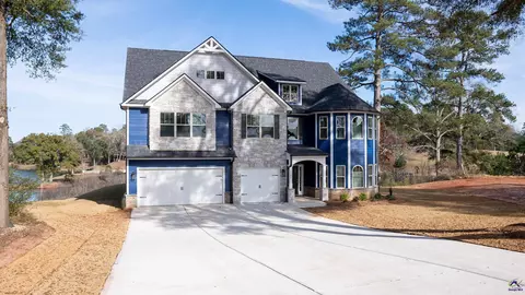 707 Big Tree Ct, Perry, GA 31069 photo 1