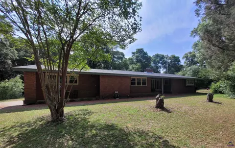 102 Waldorf Dr, Perry, GA 31069 photo 1
