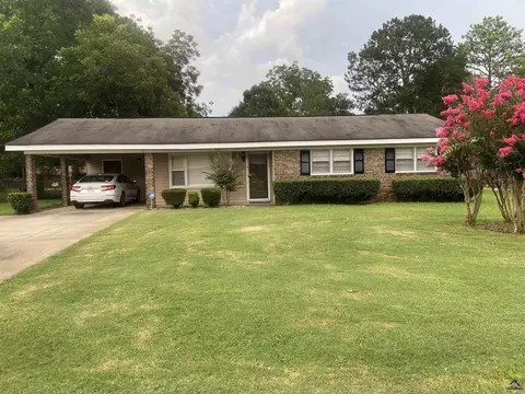 205 Cornell Dr, Warner Robins, GA 31093 photo 1