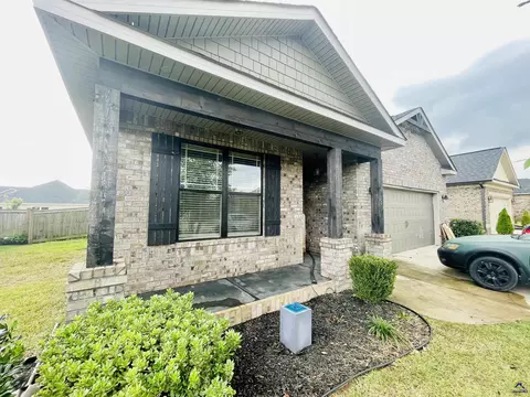 207 Barnyard Way, Perry, GA 31069 photo 1