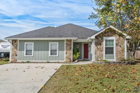 205 Ridgebend Dr, Centerville, GA 31028 photo 1
