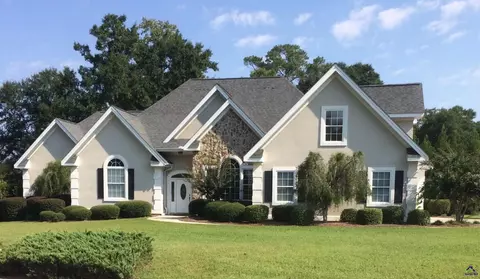 101 Red Fox Run, Dublin, GA 31021