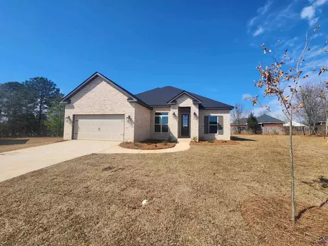 108 Raspberry Trl, Perry, GA 31069 photo 1