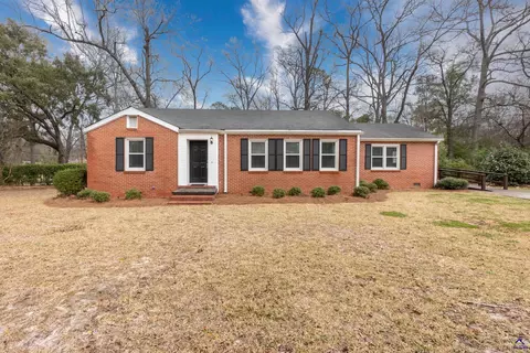 640 Hillcrest Ave, Perry, GA 31069 photo 1