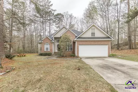 121 Oak Dr, Gray, GA 31032 photo 1