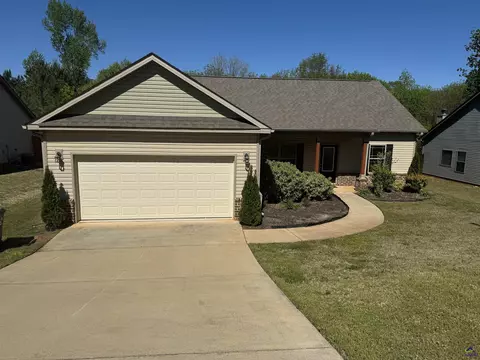 526 Cotton Dr, Jackson, GA 30233