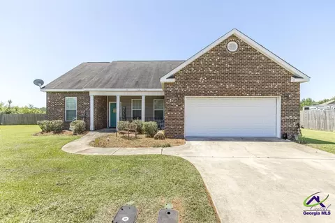 127 Gage Dr, Perry, GA 31069 photo 1