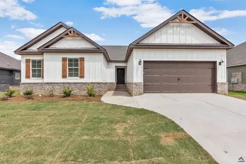 122 Hampton Chase, Perry, GA 31069 photo 1