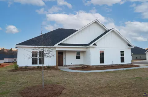 100 Nash Ct, Perry, GA 31069 photo 1