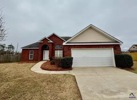 309 Lancaster Ln, Centerville, GA 31028 photo 1