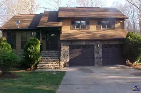 2655 West Rd, Riverdale, GA 30296