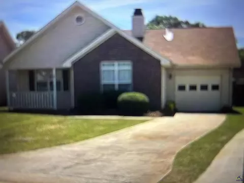 121 Hackamore Ln, Warner Robins, GA 31088 photo 1