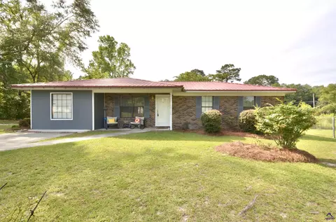 5717 Russell, Eastman, GA 31023