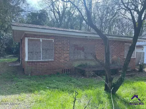 4062 Broadway, Macon, GA 31206