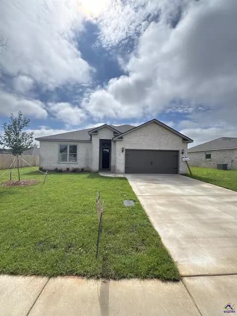 508 Otters Ridge Dr, Kathleen, GA 31047