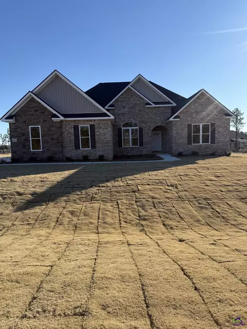 173 Doublegate Dr, Lizella, GA 31052