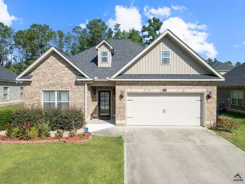 Exterior - 147 Summer Grove Ln, Macon, GA 31206 photo 1 of 6