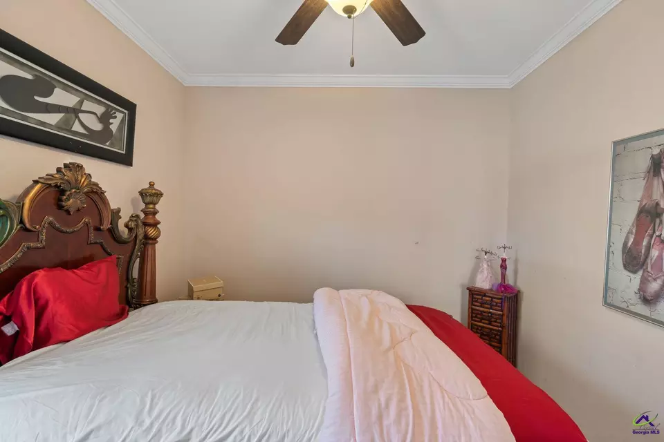 Bedroom - 147 Summer Grove Ln, Macon, GA 31206 photo 2 of 5