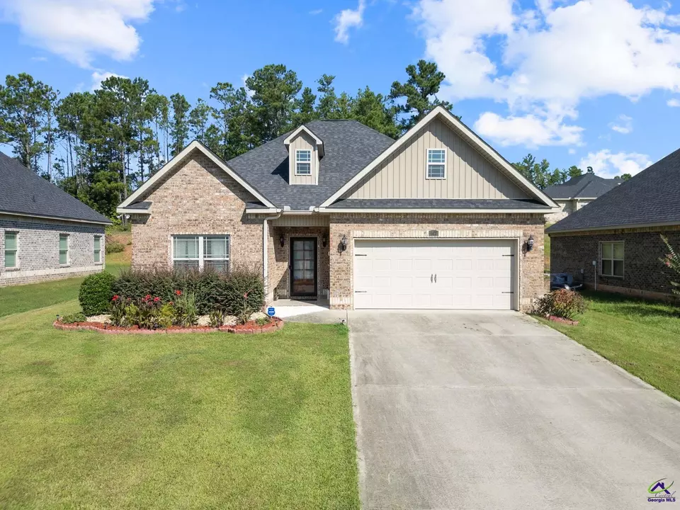 Exterior - 147 Summer Grove Ln, Macon, GA 31206 photo 2 of 6