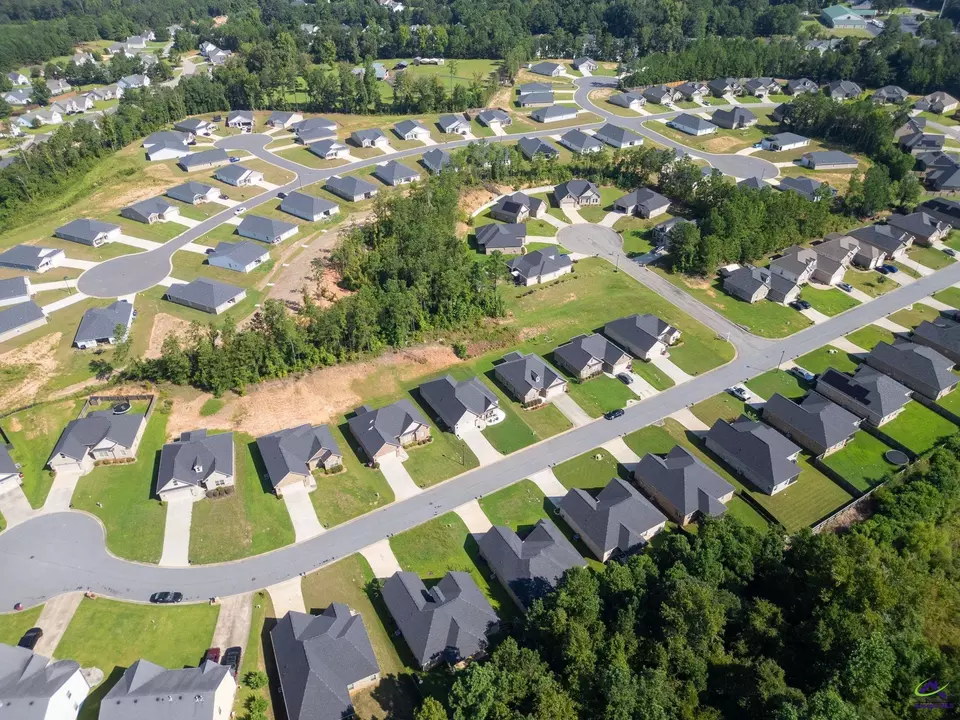 View/Area - 147 Summer Grove Ln, Macon, GA 31206 photo 4 of 8