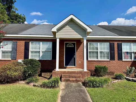 121 Northpointe Dr, Centerville, GA 31028 photo 1