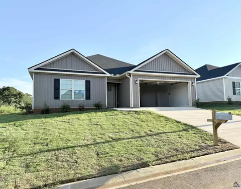 3049 Cellar Ln, Perry, GA 31069 photo 1