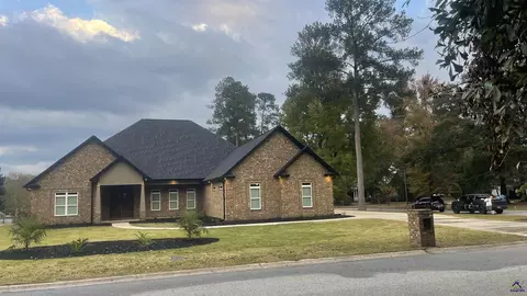 114 Hampton Pt, Warner Robins, GA 31088