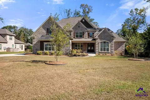 206 Altamaha Way, Bonaire, GA 31005