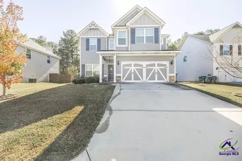 215 Golden Rod Trl, Perry, GA 31069