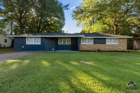 624 Pine Ridge St, Perry, GA 31069