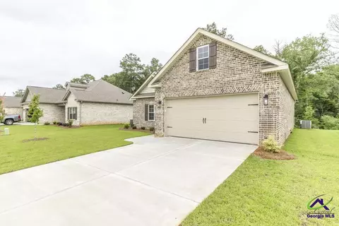 Exterior - 522 Bristleleaf Path, Kathleen, GA 31047 photo 2 of 8